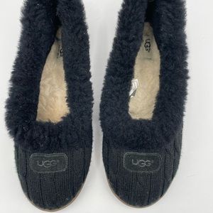 UGG black shoe sole slipper with lining
